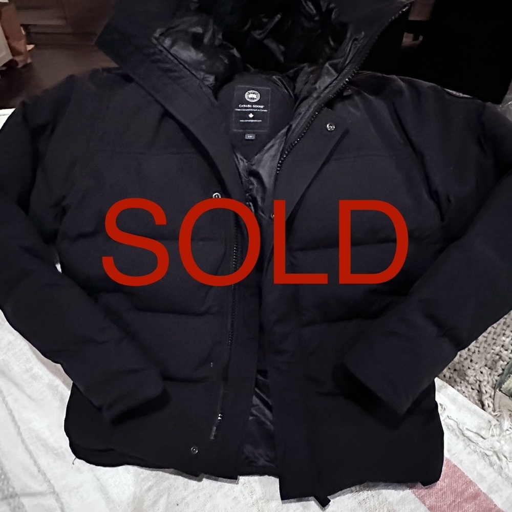 CANADA GOOSE Macmillan Parka retail $1250!